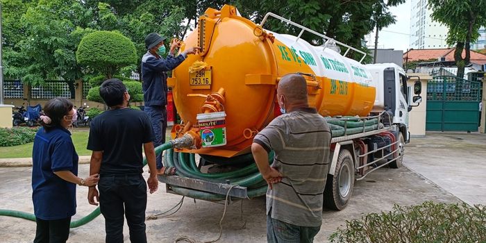 Mẹo chọn đơn vị rút hầm cầu quận 12 uy tín, minh bạch