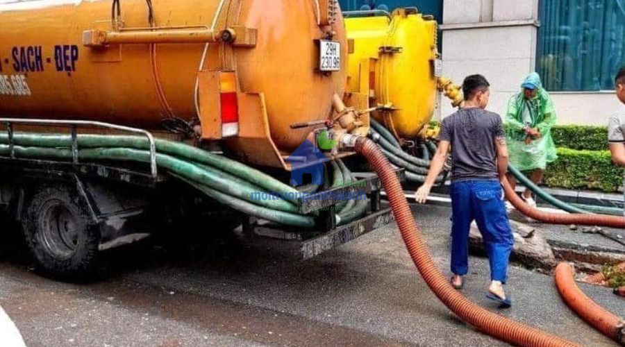 Công tác thi công hút hầm cầu quận Tân Phú đảm bảo vệ sinh môi trường