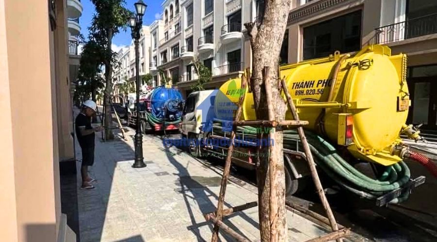 Hút hầm cầu quận 8