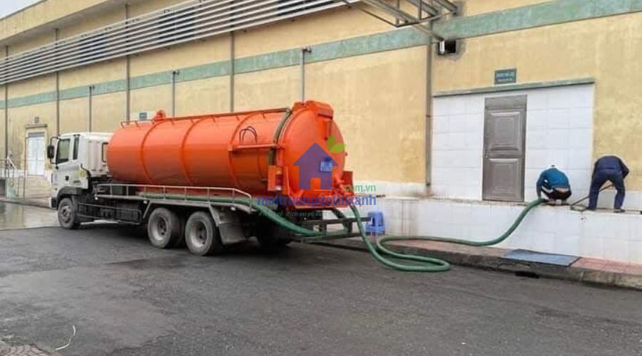 Dịch vụ hút hầm cầu quận Tân Phú xử lý chất thải tại khu công nghiệp