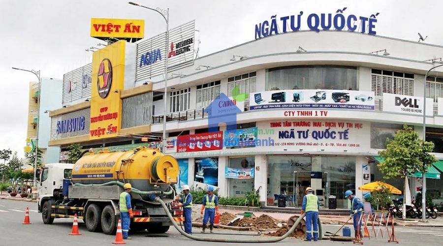 Hút hầm cầu tại Long An trọn gói giá rẻ - Sạch tận đáy
