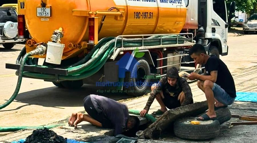 Hút hầm cầu Bình Dương giá rẻ nhất, bảo hành tới 10 năm