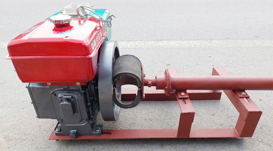 máy hút bể phốt chạy dầu