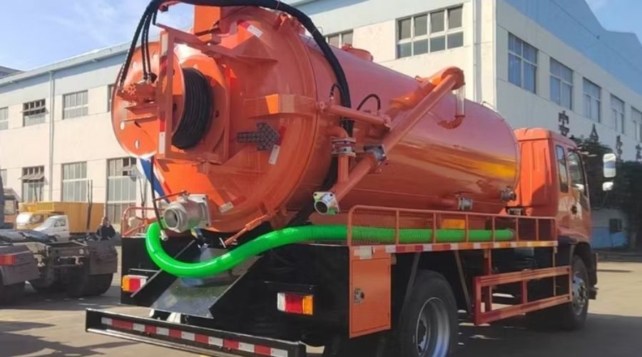 Xe hút bể phốt 10 khối phù hợp cho những công trình nào?