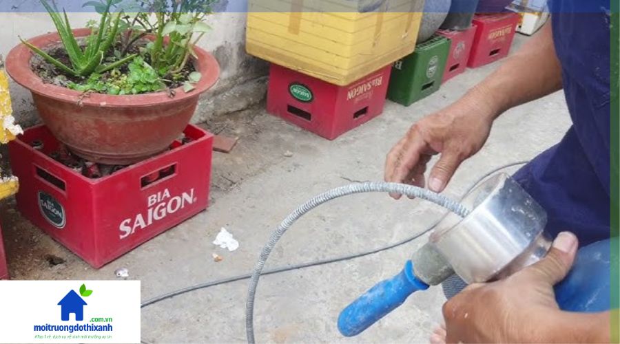 các dụng cụ cần thiết khi xử lý cống nghẹt bằng cáp thông cống