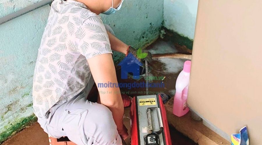 Thông cống nghẹt quận Bình Thạnh giá rẻ - Xử lý triệt để