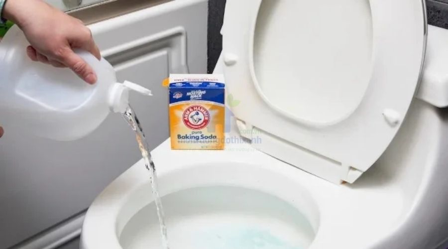 Các mẹo thông bồn cầu nghẹt liên chiểu bằng baking soda