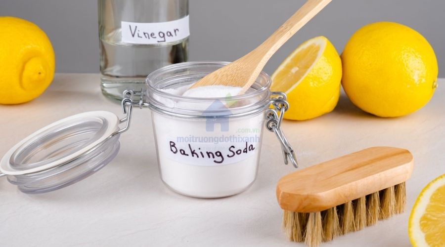 thông tắc bồn cầu bằng